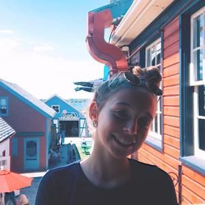 Meet your Posher, Laurence